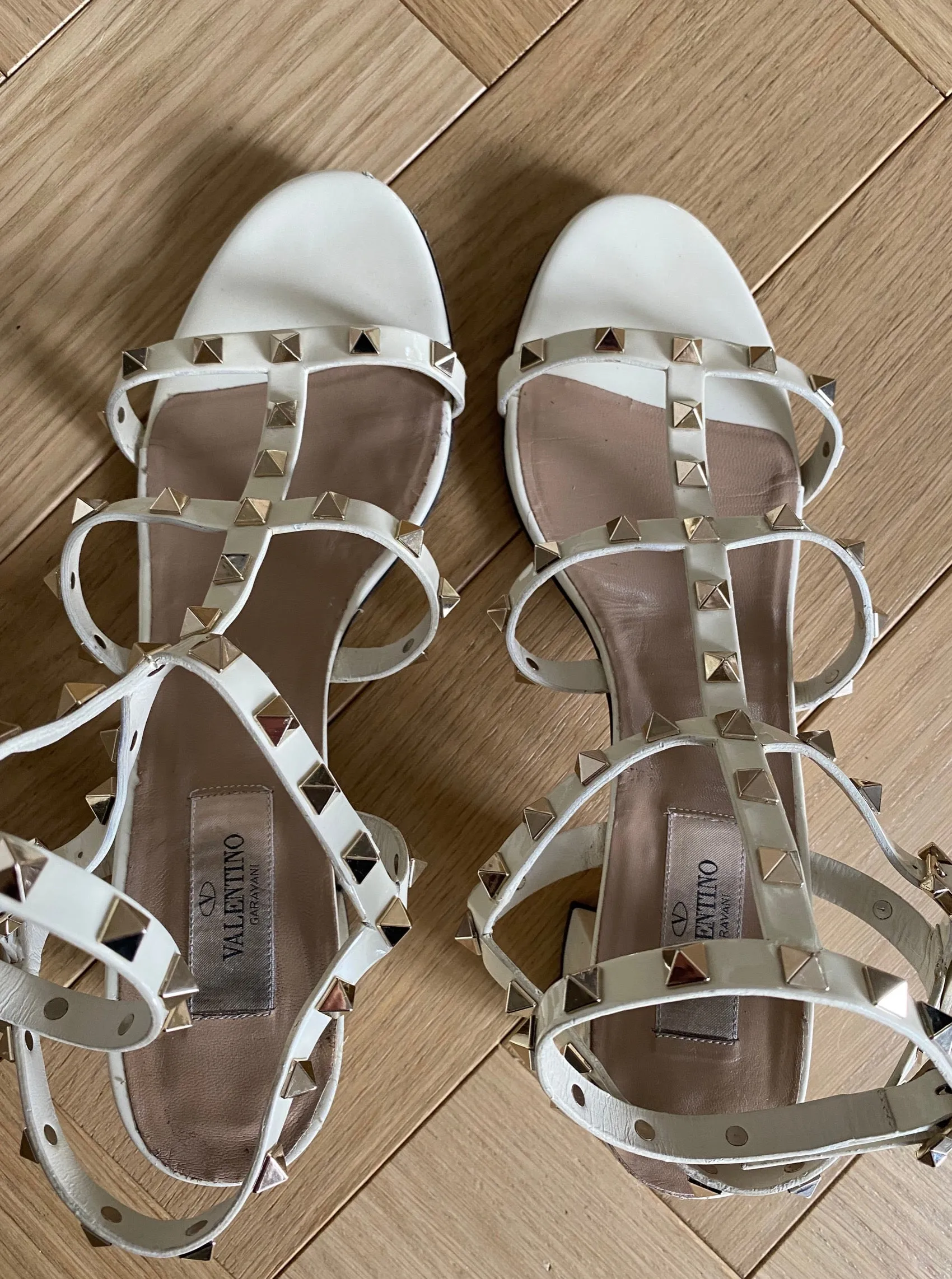 VALENTINO Patent Leather Sandals Size 40.5
