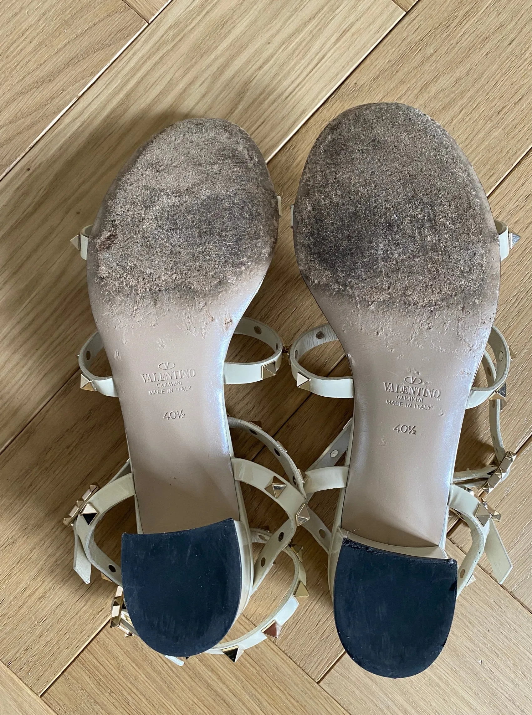 VALENTINO Patent Leather Sandals Size 40.5
