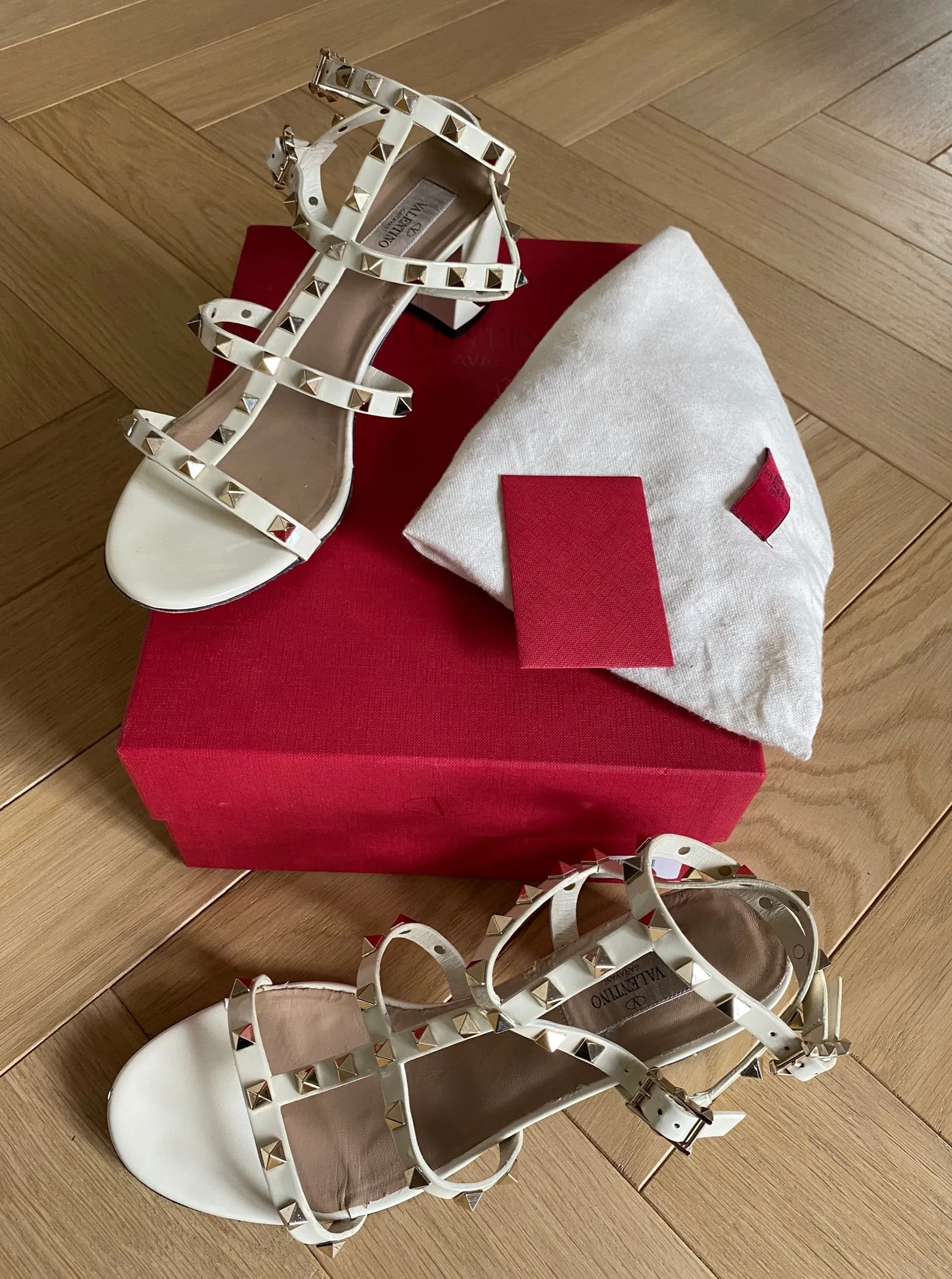 VALENTINO Patent Leather Sandals Size 40.5